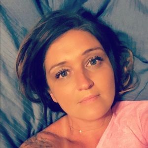 Meet your Posher, Katina